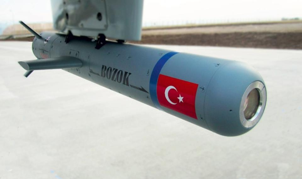 صواريخ بوزوك Bozok الموجه بالليزر الخاص بالطائرات بدون طيار