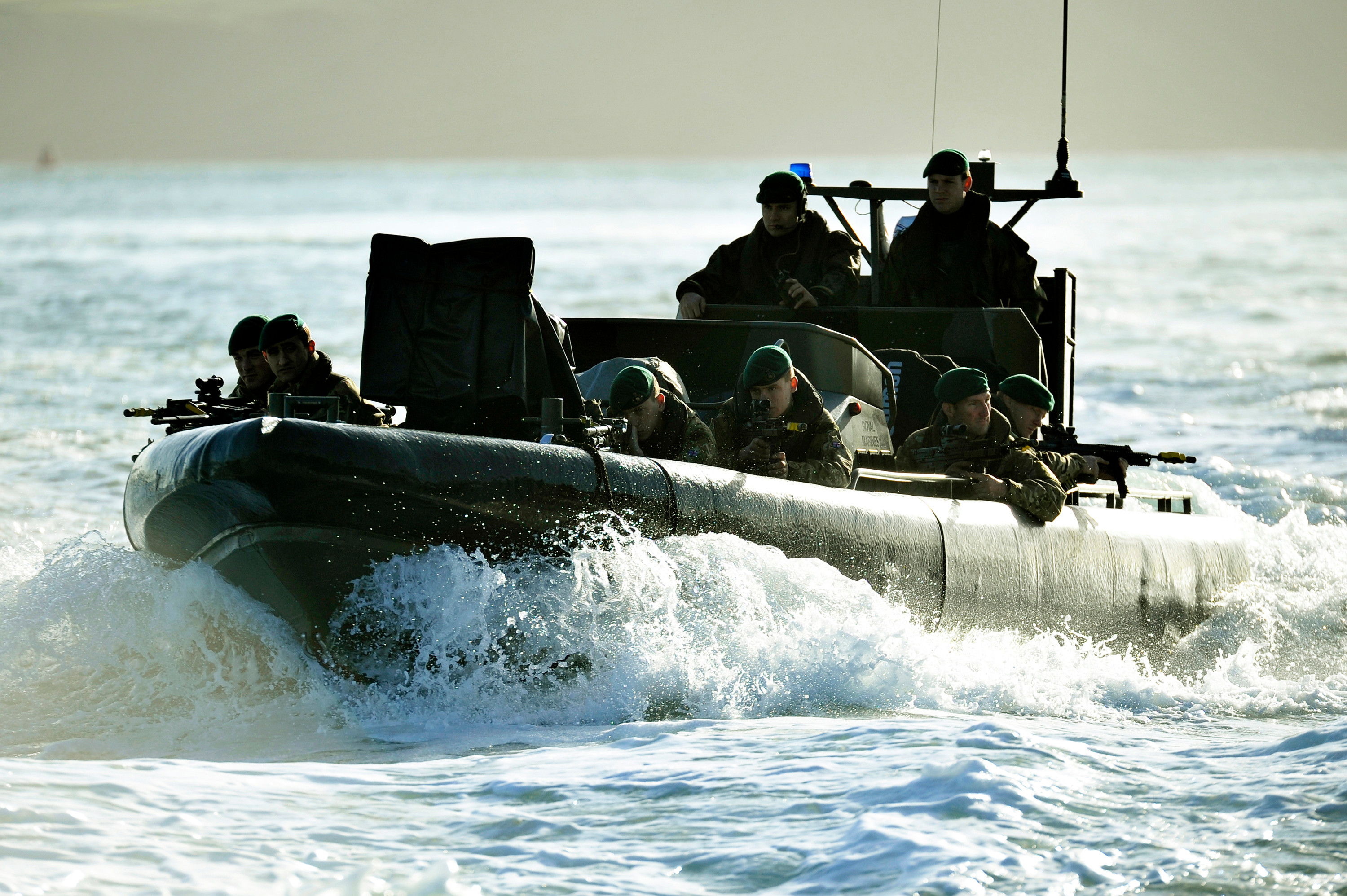  Members of the elite Special Boat Service (SBS) are reportedly heading to the Gulf