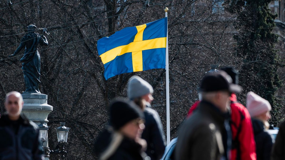 Sweden: 22 Scientists Say Coronavirus Strategy Has Failed As ...