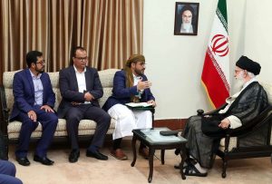 12-Khamenei-Meeting-Huthi-delegation-Aug-2019