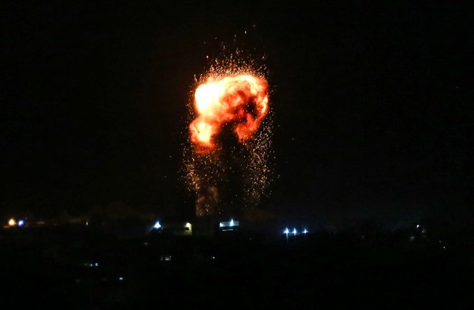تواصل القصف على غزة.. وسقوط صاروخ بإحدى المستوطنات (شاهد)