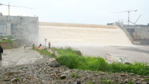 GERD-central-spillway-mid-Dam-endof-July20-p2