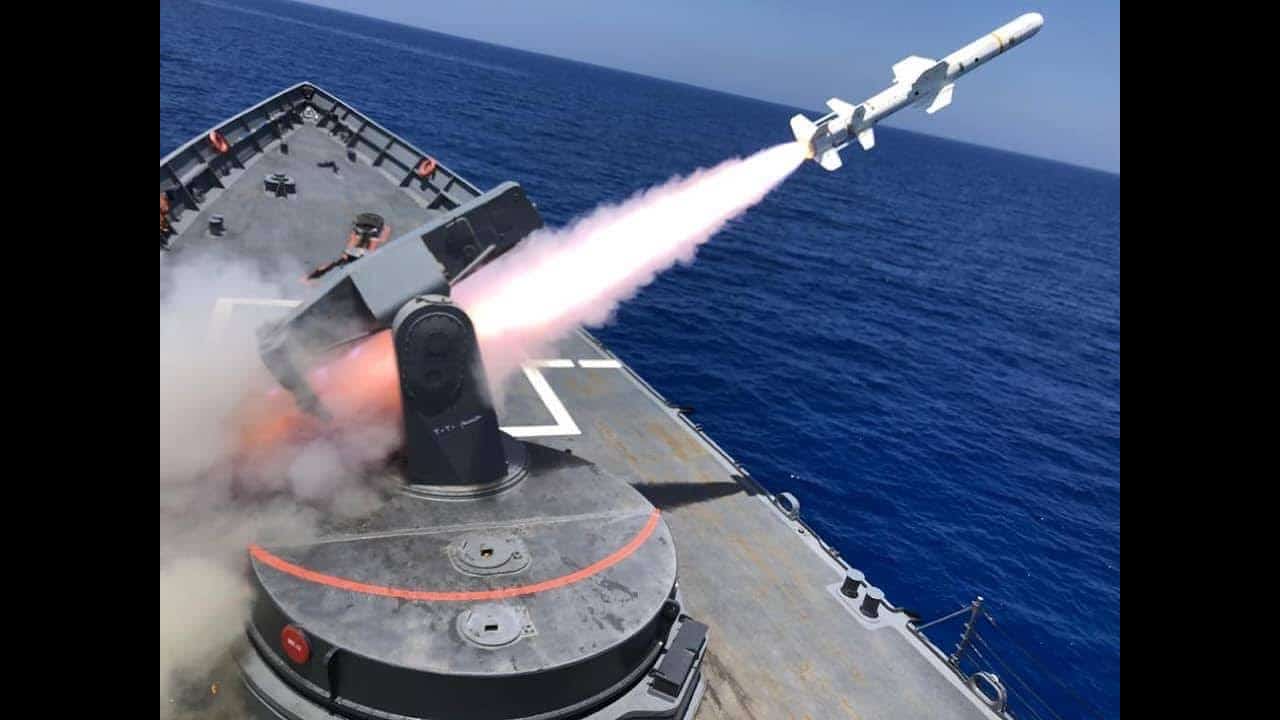 Egyptian Navy destroys target in Mediterranean with one blow: photos