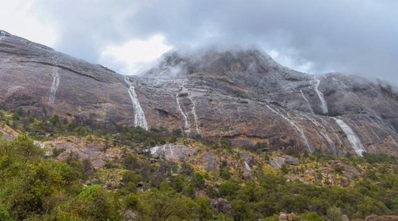 Tanuma-Jabel-Akran-Waterfalls-4