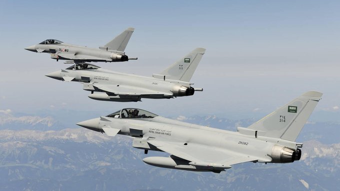 اليمن.. مقاتلات التحالف تهاجم مواقع الحوثيين في 4 محافظات