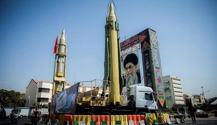 بريطانيا و ألمانيا و فرنسا تتهم إيران بتطوير صواريخ قادرة على حمل رؤوس  نووية - اربيان بزنس مصر