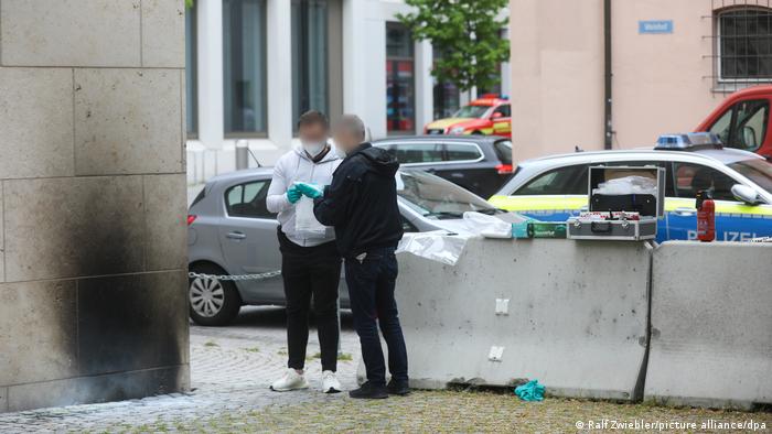 German police launch hunt for synagogue arsonist | News | DW | 05.06.2021