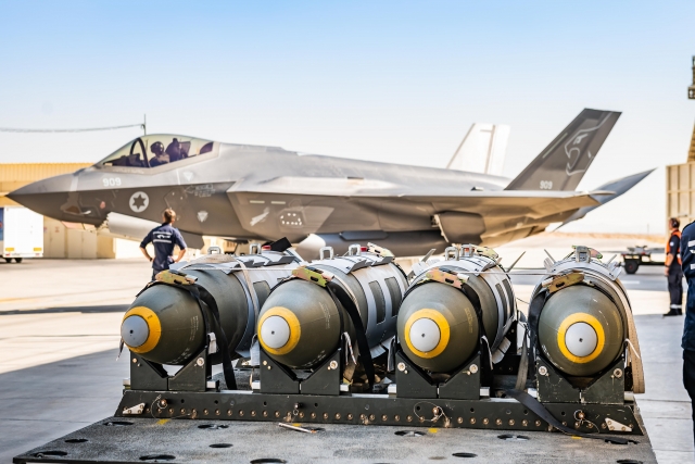 📝 حصري - الولايات المتحدة وإسرائيل تعدان مقاتلات F-35 لضرب انظمة الصواريخ الروسية S-400 | Udefense منتدى التحالف لعلوم الدفاع