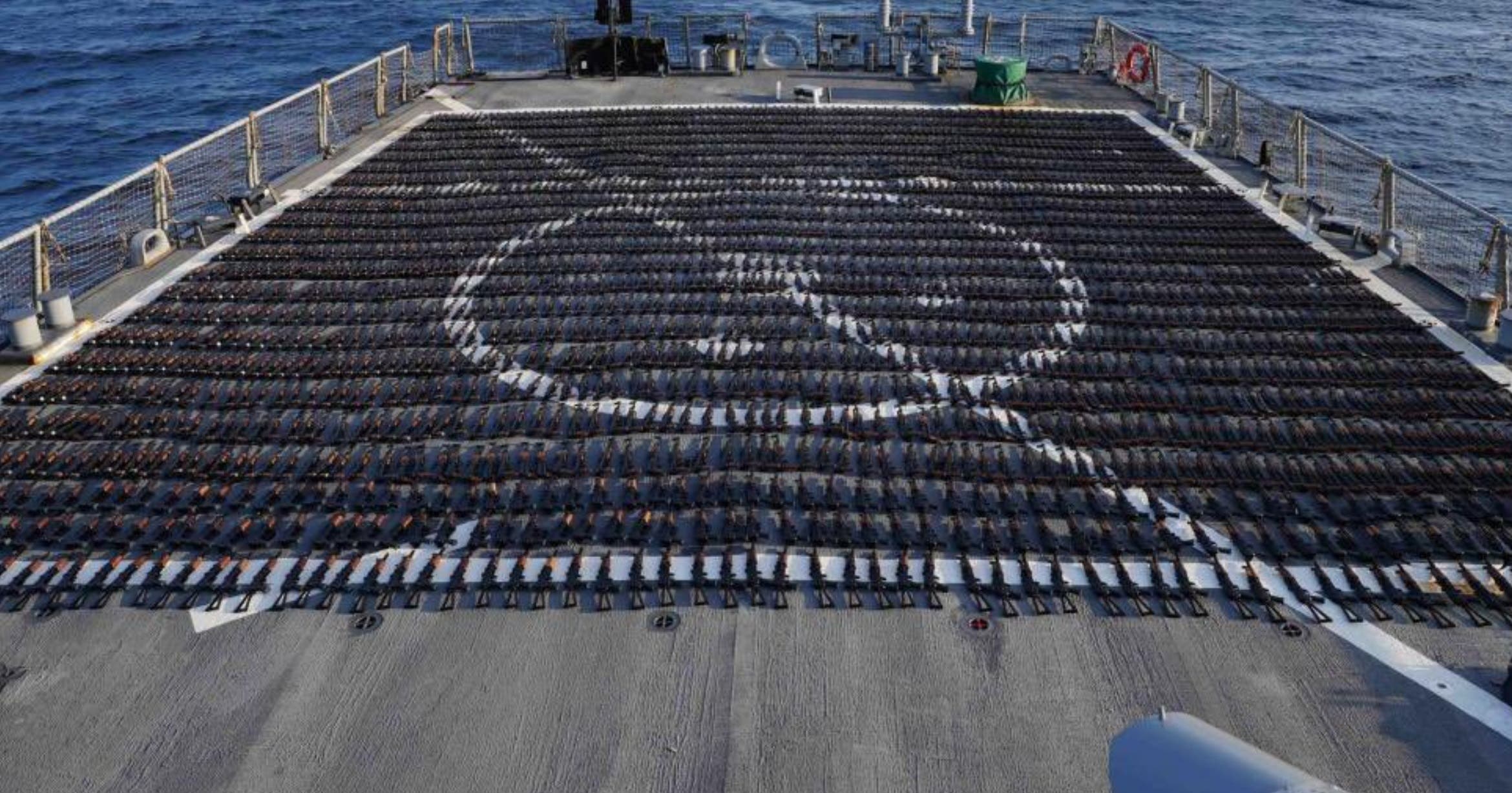 מהספינה האיראנית עמוסת נשק עבור החות'ים