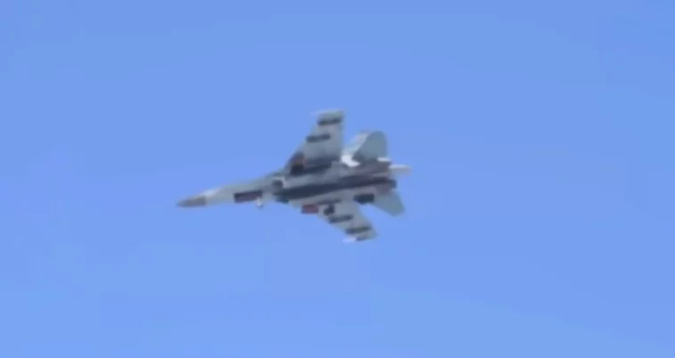 איראן מקבלת את המנה הראשונה של מטוסי Su-35 מצריים מרוסיה (וידאו)