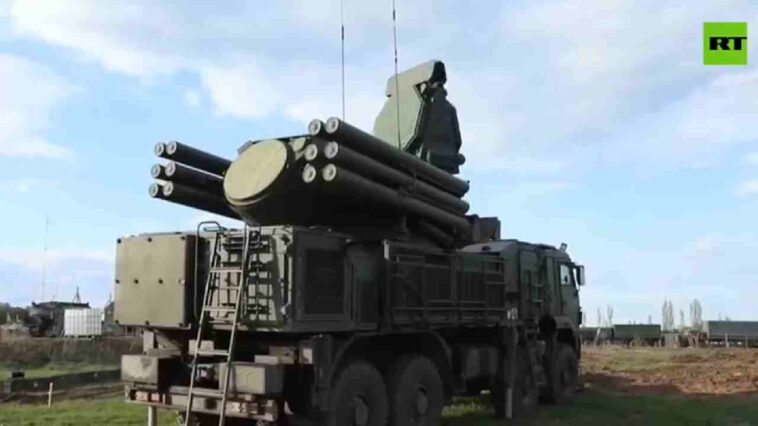 מערכת Pantsir-S1 הרוסית מפילה מטוס ביירקטאר אוקראיני (וידאו)