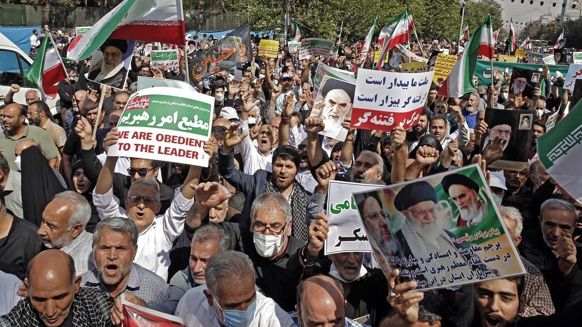 Marchers denounce 'rioters' as state-organized pro-hijab protests kick off  in Iran | Al Arabiya English