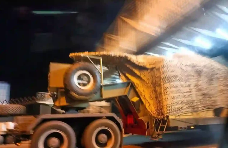 ניטור תנועות של טילים בליסטיים השייכים למשמר המהפכה האיראני לאורך הכביש המהיר בין טהראן לקום